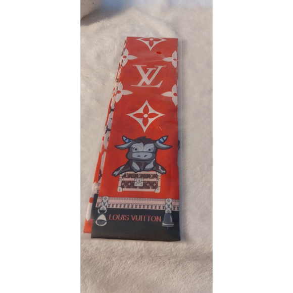 Red and White Reservible Scarf 44x3 inches - Picture 2 of 6